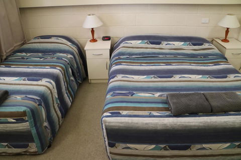 Renmark Motor Inn - Redcliffe Tourism 17