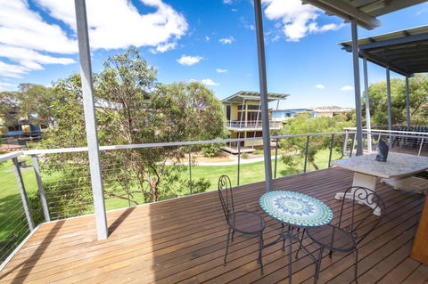 South Shores Villa 50 - Redcliffe Tourism 0
