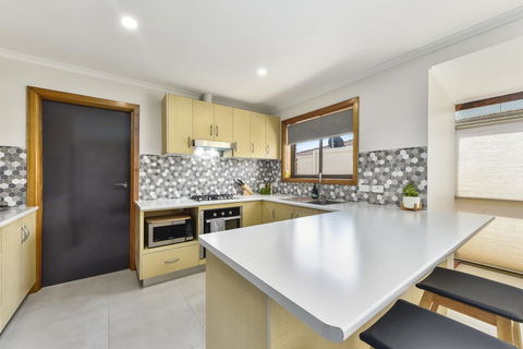 City Four Apartment - Redcliffe Tourism 1