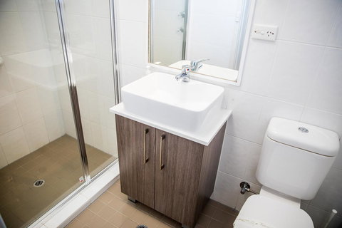 Lilac City Motor Inn & Steakhouse - Redcliffe Tourism 11