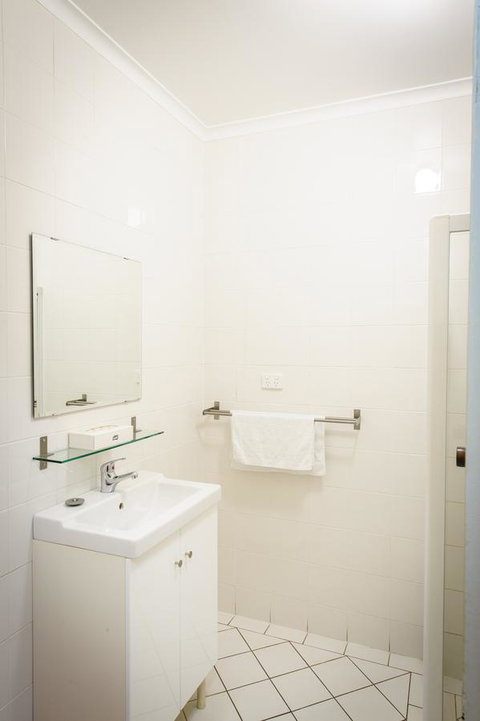 The Anglers Inn - Redcliffe Tourism 7