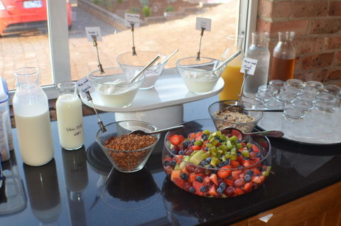 Deer Park Motor Inn Armidale - Redcliffe Tourism 16