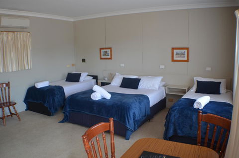 Deer Park Motor Inn Armidale - Redcliffe Tourism 6