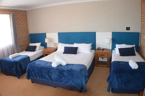 Deer Park Motor Inn Armidale - Redcliffe Tourism 10