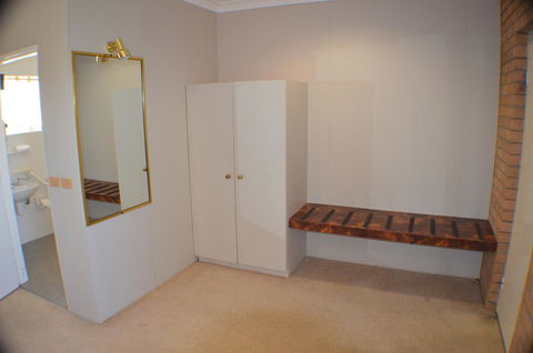 Deer Park Motor Inn Armidale - Redcliffe Tourism 35