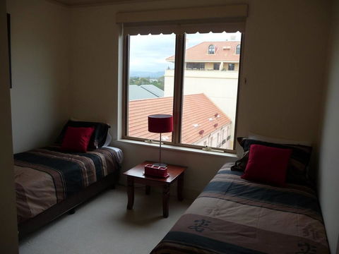 City Escape 3 Bedroom East End Of Adelaide - Redcliffe Tourism 6