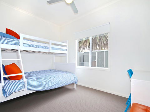 Seas The Day - Redcliffe Tourism 13
