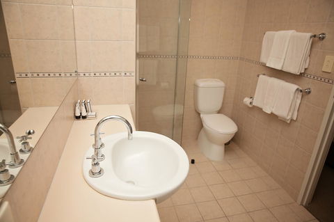 Mawson Lakes Hotel - Redcliffe Tourism 41