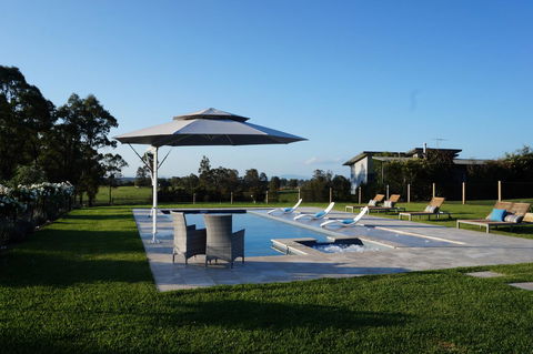 Beltana Villas - Redcliffe Tourism 21