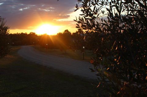 Beltana Villas - Redcliffe Tourism 26