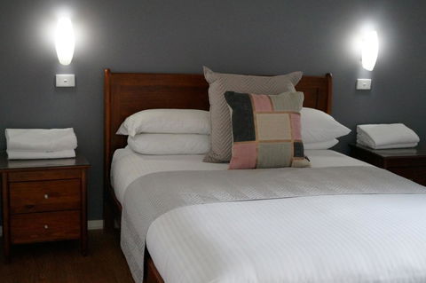 Beltana Villas - Redcliffe Tourism 27