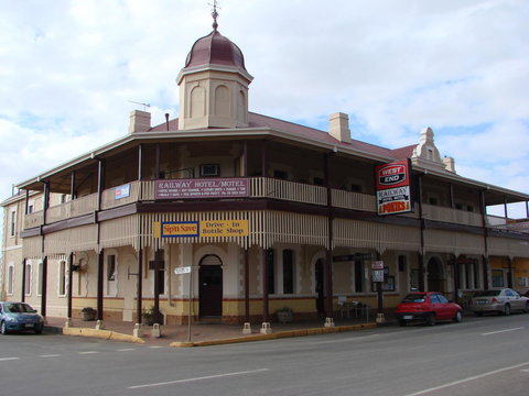 Andy\'s Accommodation - Redcliffe Tourism 18