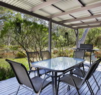 Wildwood - Pet Friendly - 5 Mins to Beach - Redcliffe Tourism