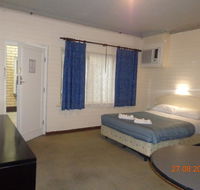 Adelaide Backpackers and Travellers Inn - Redcliffe Tourism