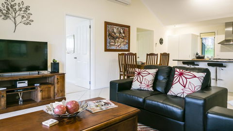 One Tree Bed And Breakfast - Redcliffe Tourism 6