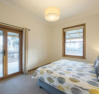 Flinders Bush Retreats - Redcliffe Tourism