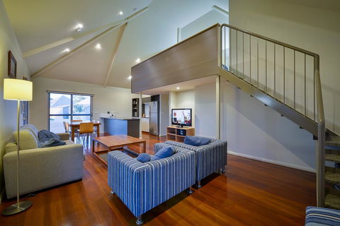 Exmouth Escape Resort - Redcliffe Tourism 8