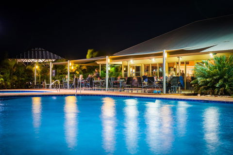Exmouth Escape Resort - Redcliffe Tourism 0
