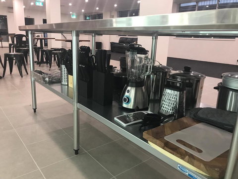 Perth City Backpackers Hostel - Note - Valid Passport Required To Check In - Redcliffe Tourism 8