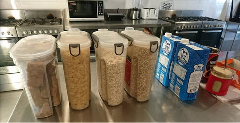 Perth City Backpackers Hostel - Note - Valid Passport Required To Check In - Redcliffe Tourism 9