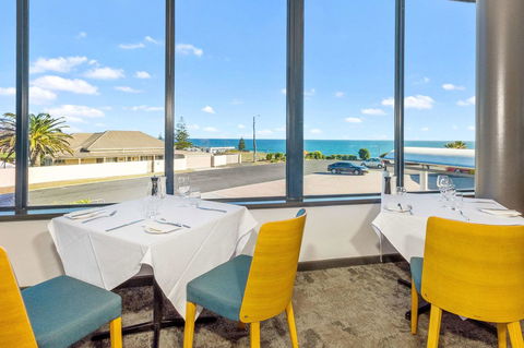 Mantra Bunbury - Redcliffe Tourism 10