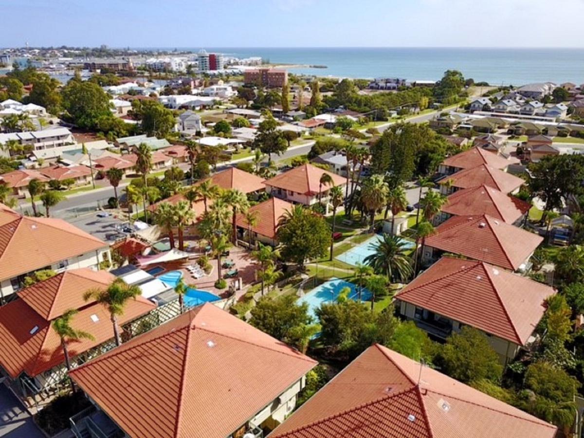  Redcliffe Tourism