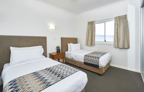 Harbour View Apartments - Redcliffe Tourism 4