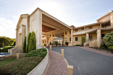 Abbey Beach Resort - Redcliffe Tourism 6