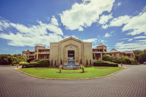 Abbey Beach Resort - Redcliffe Tourism 0