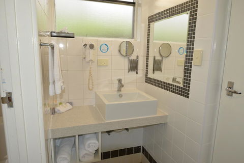 Country Comfort Amity Motel - Redcliffe Tourism 23