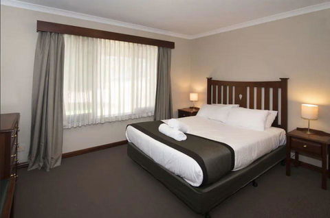 Margaret River Resort - Redcliffe Tourism 4
