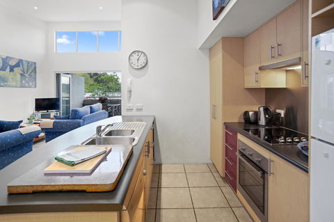 Villa On Fearn - Redcliffe Tourism 4