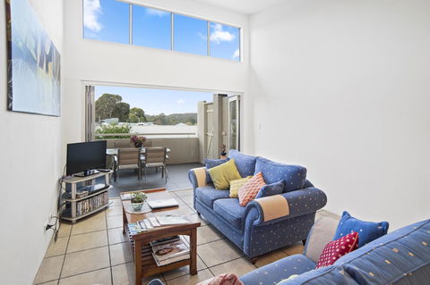 Villa On Fearn - Redcliffe Tourism 13