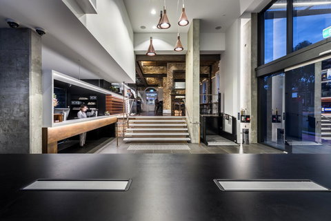 Holiday Inn West Perth, An IHG Hotel - Redcliffe Tourism 4