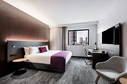 Holiday Inn West Perth, An IHG Hotel - Redcliffe Tourism 7