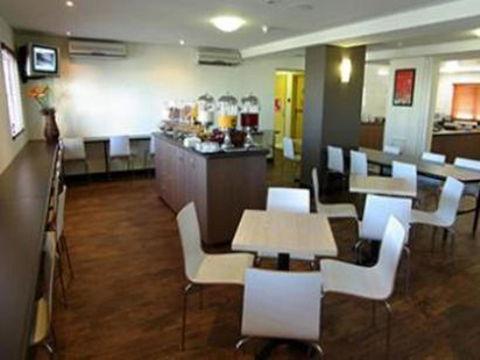 Ibis Budget Perth Airport - Redcliffe Tourism 26
