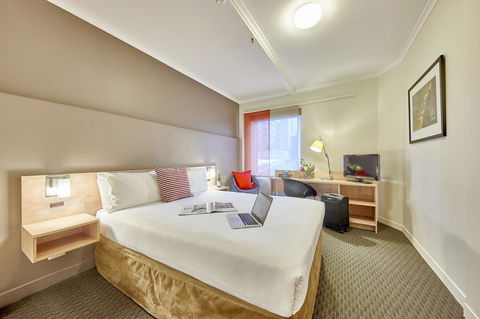 Ibis Perth - Redcliffe Tourism 13