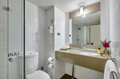 Ibis Perth - Redcliffe Tourism 1
