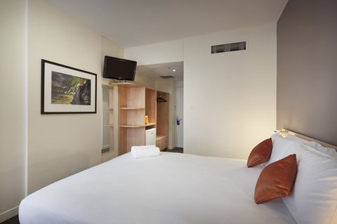 Ibis Perth - Redcliffe Tourism 25