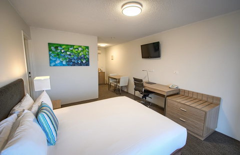 Albany Motel & Apartments - Redcliffe Tourism 2
