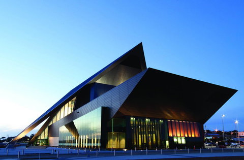 Albany Motel & Apartments - Redcliffe Tourism 20