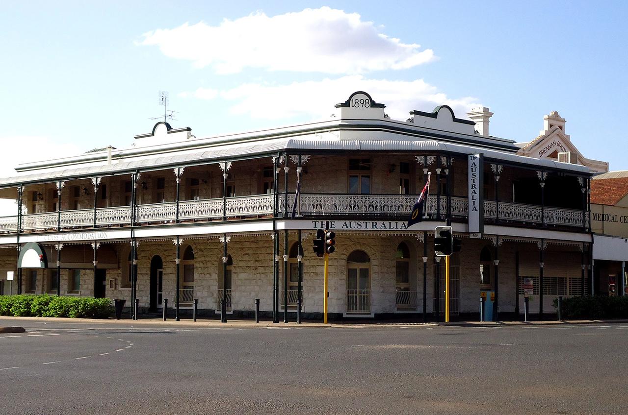  Redcliffe Tourism