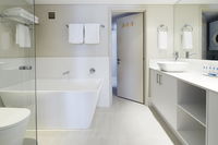 Book Scarborough Accommodation Vacations Redcliffe Tourism Redcliffe Tourism