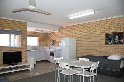 Kalbarri Seafront Villas - Redcliffe Tourism 16