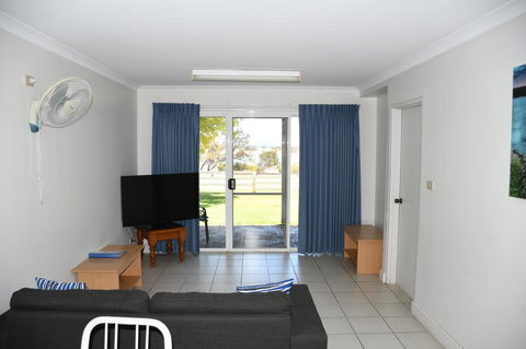 Kalbarri Seafront Villas - Redcliffe Tourism 7