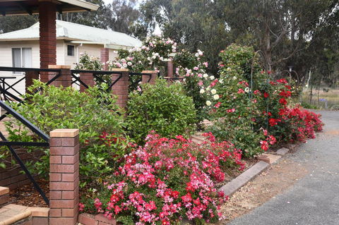 Mount Barker Valley Views Motel & Chalets, Western Australia - Redcliffe Tourism 26
