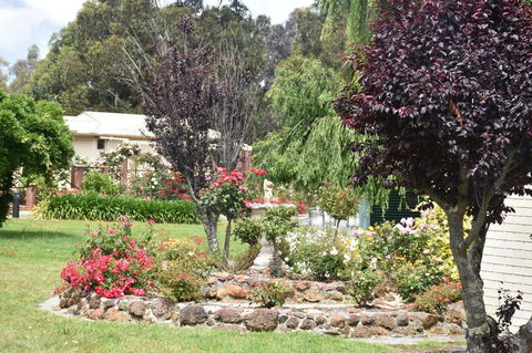 Mount Barker Valley Views Motel & Chalets, Western Australia - Redcliffe Tourism 28