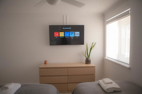 FortyTwo - Oceanside Retreat Busselton - Redcliffe Tourism 15