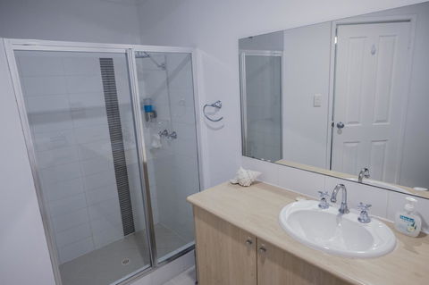 FortyTwo - Oceanside Retreat Busselton - Redcliffe Tourism 12