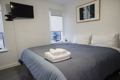 FortyTwo - Oceanside Retreat Busselton - Redcliffe Tourism 3